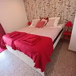 Quinta Da Romazeira Bed and Breakfast *