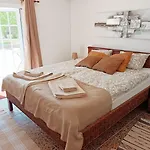 Bed and Breakfast Quinta Da Romazeira