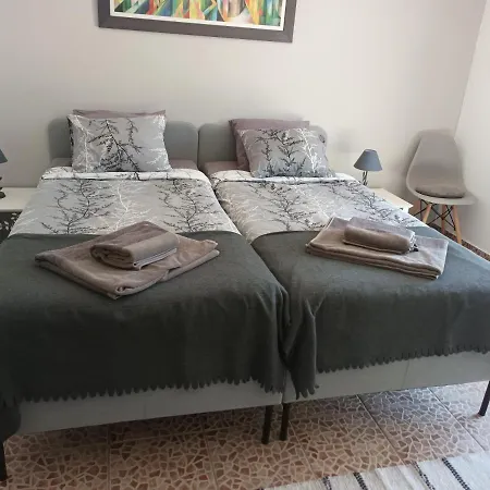 Quinta Da Romazeira Bed & Breakfast